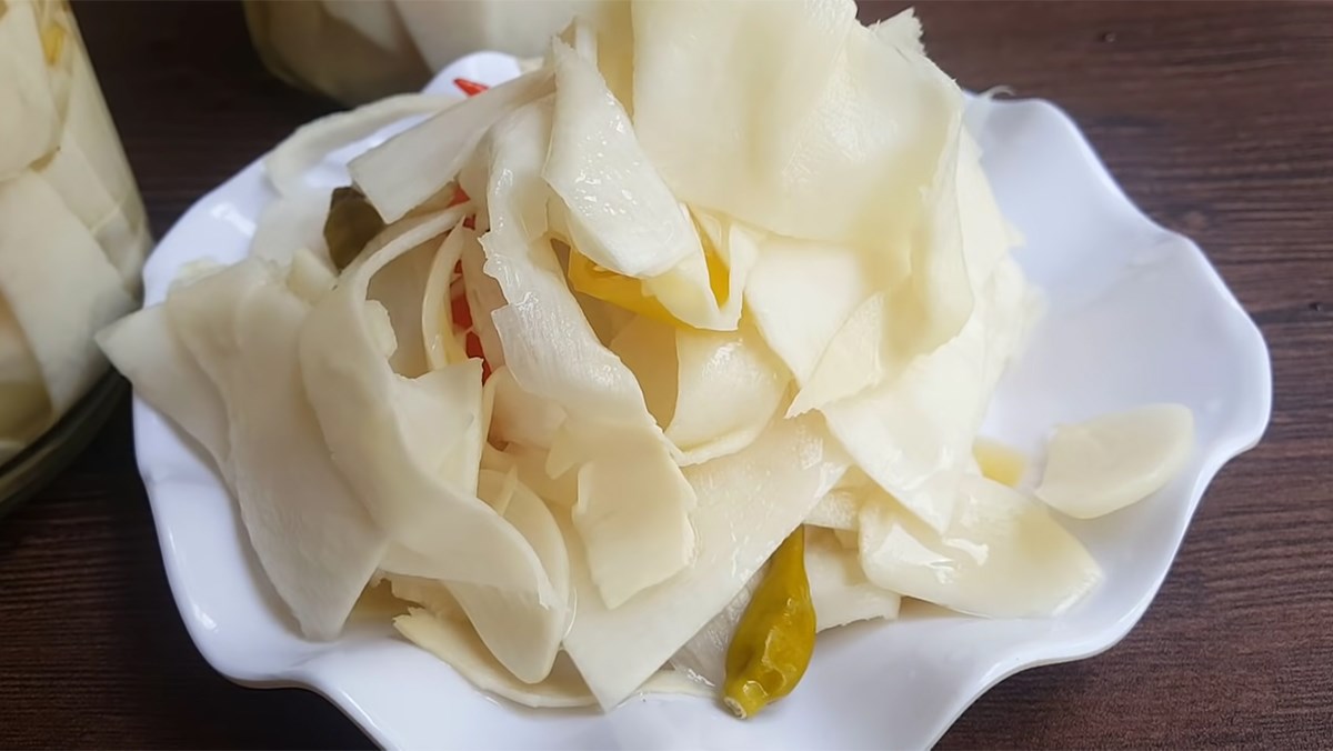 Măng muối ăn liền 2